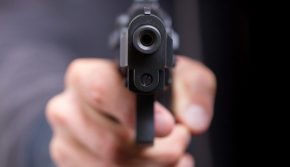 Опита за обир на покер професионалист